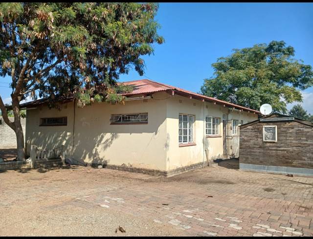 3 BEDROOM HOUSE FOR SALE IN ANNADALE